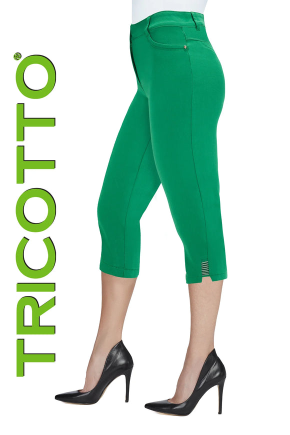 Green Capris for super comfort, by Tricotto # C499 – Boutique Nuance BJS